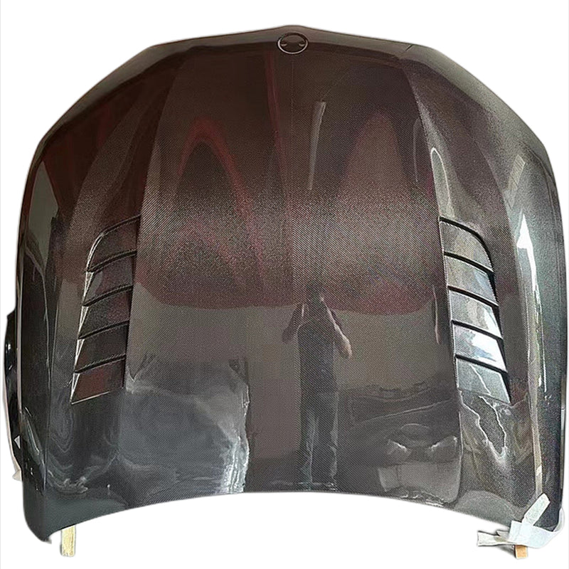BMW G14 / G15 / G16 Carbon Fiber V Style Hood