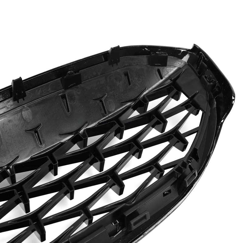 BMW G20 / G28 Carbon Fiber Diamond Front Grille