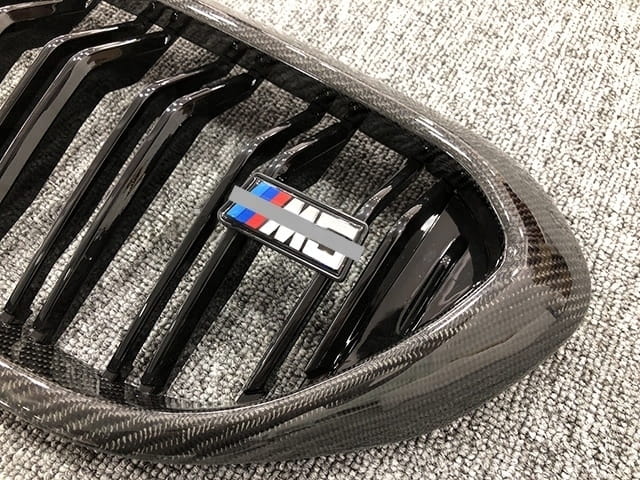BMW F90 / G30 Carbon Fiber Front Grille